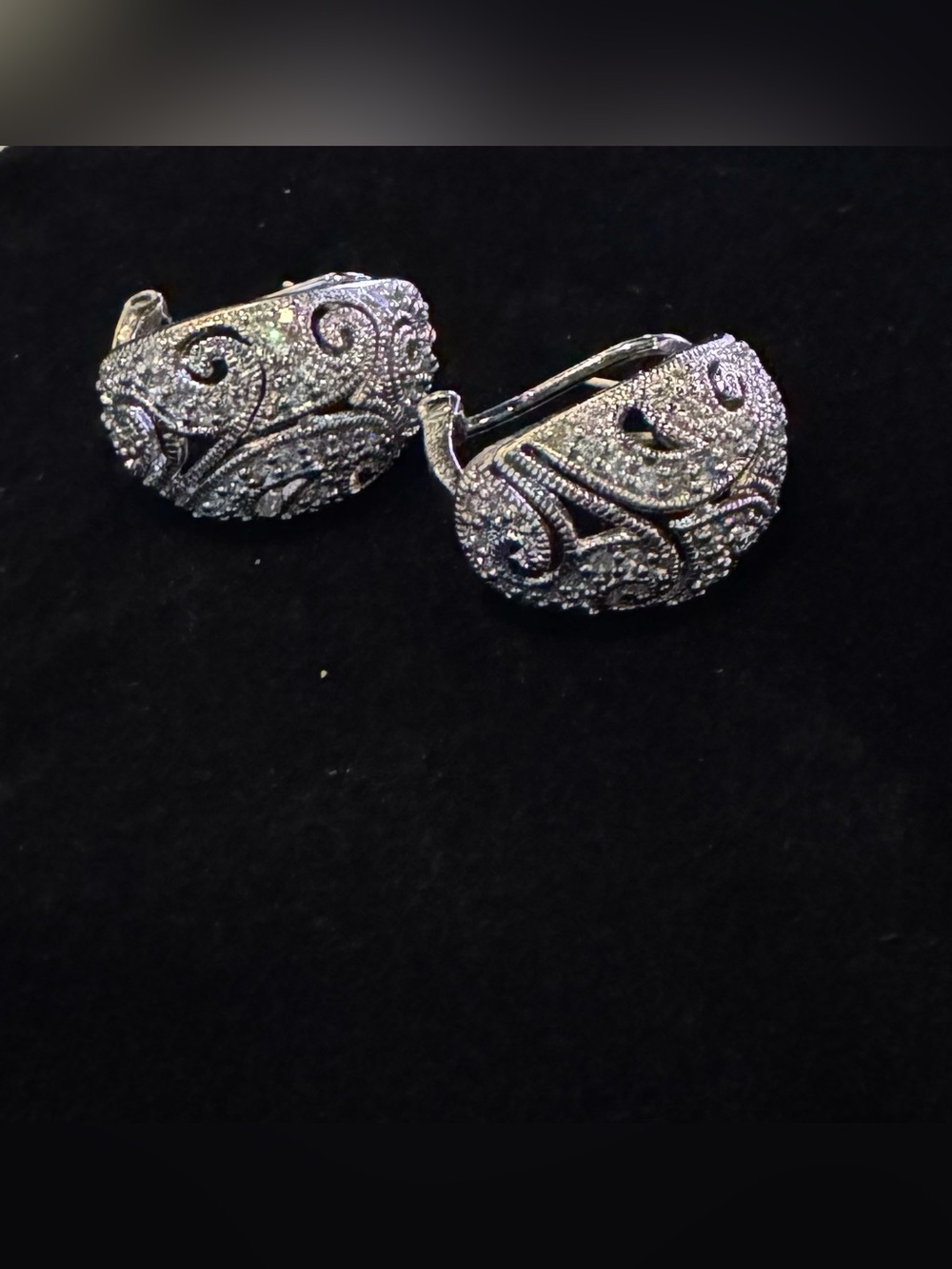 Silver Tone Pavé Rhinestone Oval Huggie Hoop Earrings Latch Back 1 in